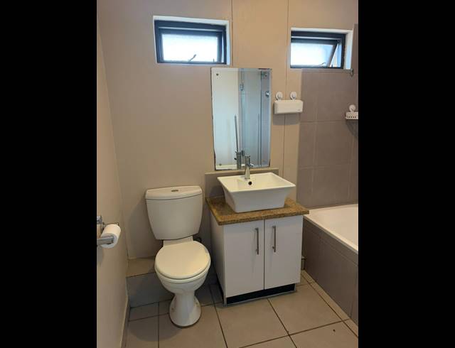 2 BEDROOM APARTMENT FOR SALE IN WESTVILLE